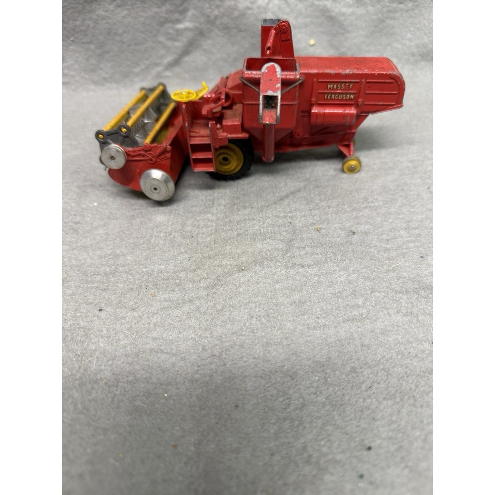 VINTAGE Massey-Ferguson 780 Combine Harvester Corgi‎ Toys Major